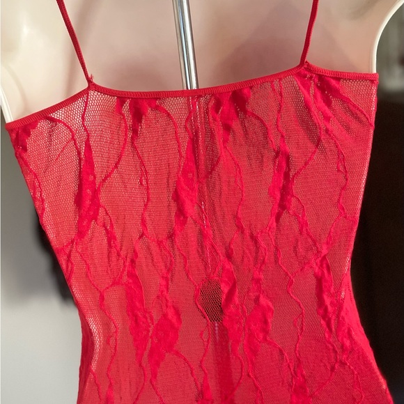 Leg Avenue Red high low mermaid style lace lingerie w/ matching panty - Picture 4 of 13